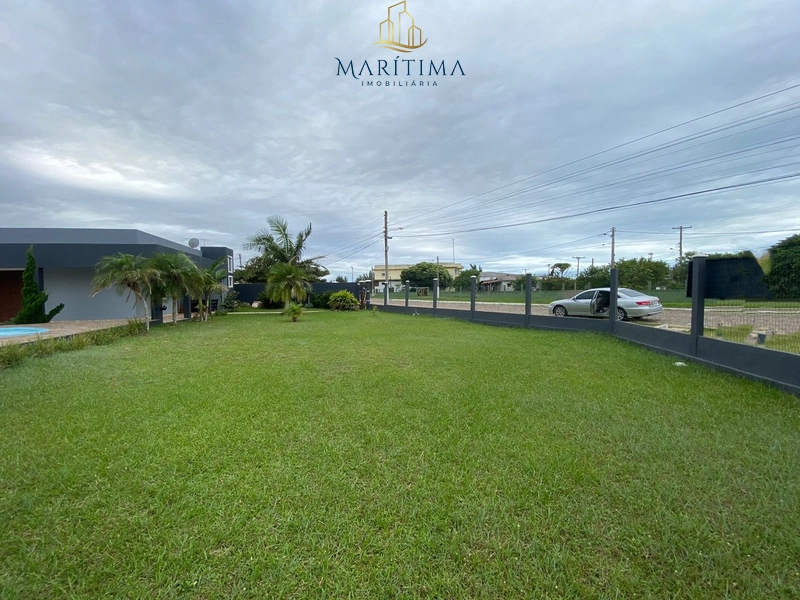 Casa com piscina e 02 terrenos!: 7ª foto da galeria de imagens do imóvel