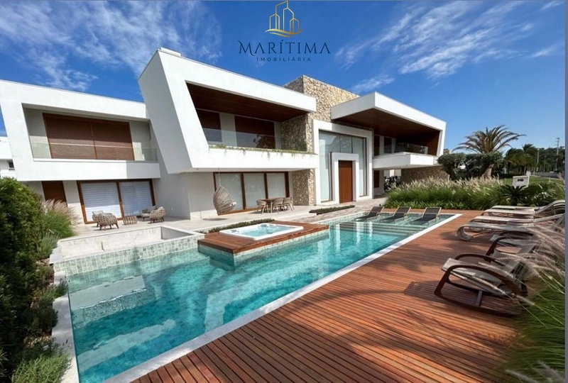 Luxuosa mansão no condomínio fechado mais exclusivo do litoral: 1ª foto da galeria de imagens do imóvel