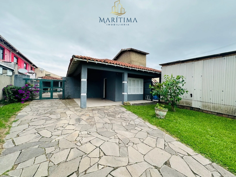 Ampla casa na zona nova em Tramandaí!!!: 1ª foto da galeria de imagens do imóvel
