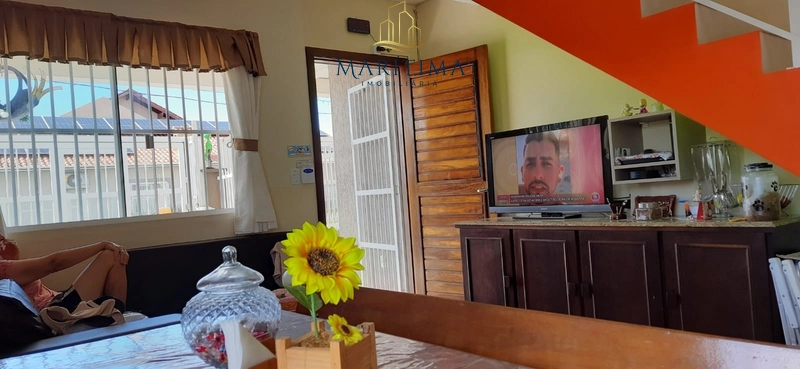 Duplex bem localizado em zona de moradores!: 5ª foto da galeria de imagens do imóvel