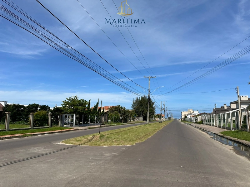 Excelente Casa com Anexo, Próxima à Plataforma de Tramandaí: 23ª foto da galeria de imagens do imóvel