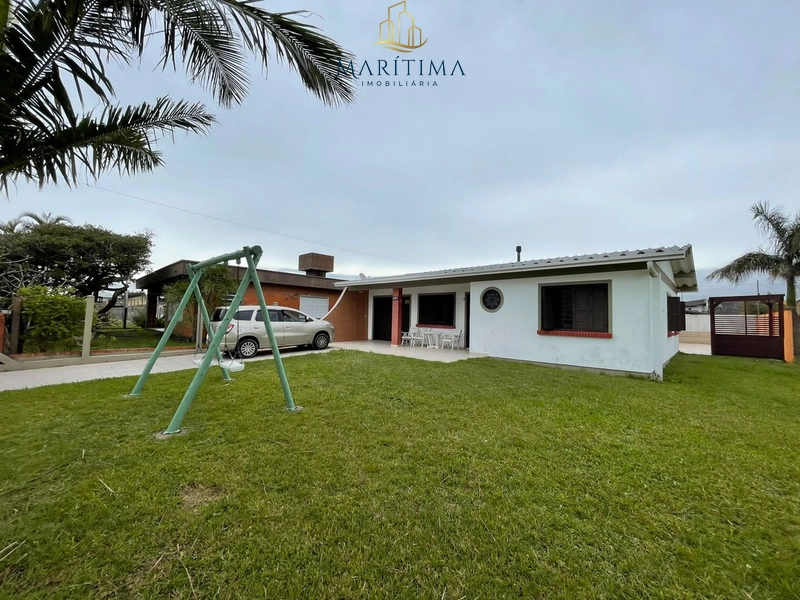 Excelente casa em região de moradores em Tramandaí!: 2ª foto da galeria de imagens do imóvel