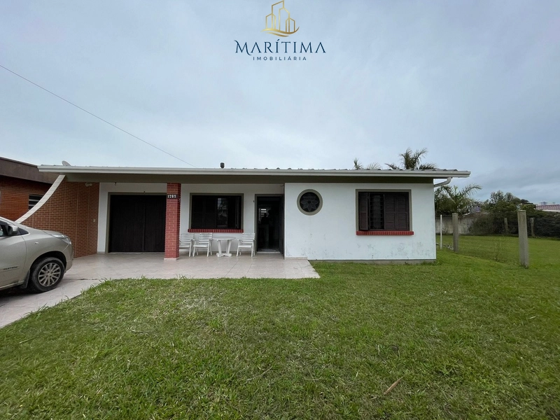 Excelente casa em região de moradores em Tramandaí!: 1ª foto da galeria de imagens do imóvel