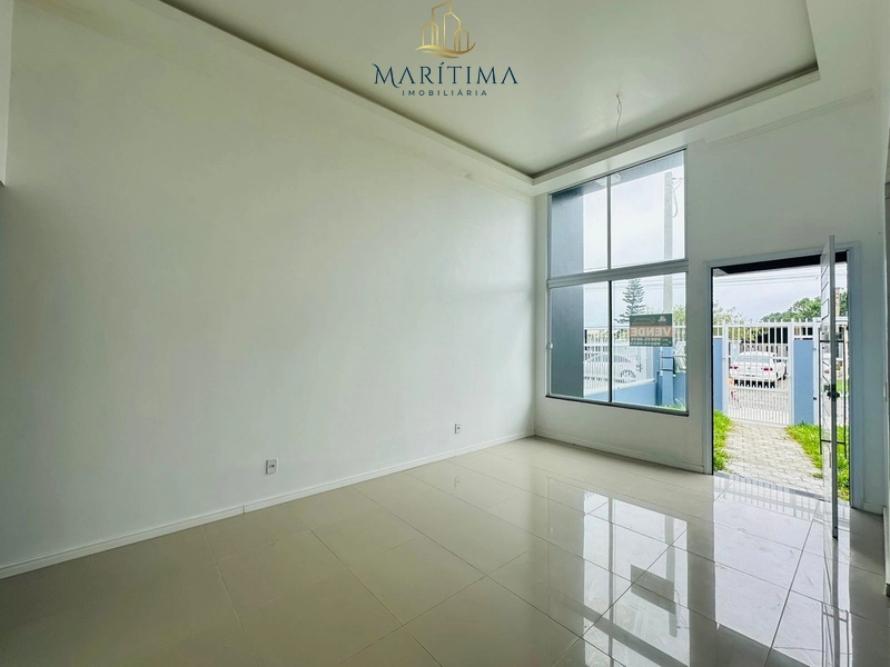Linda casa com 3 quartos e piscina em Imbé: 4ª foto da galeria de imagens do imóvel
