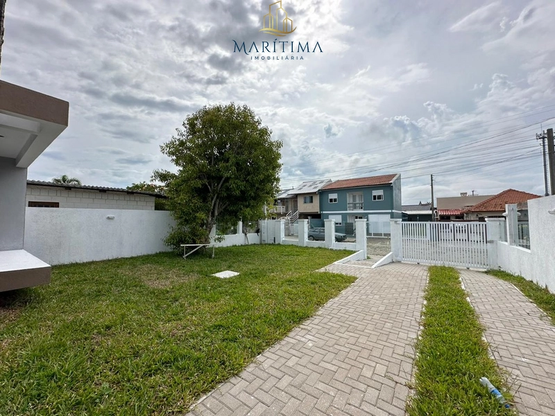 Casa nova e moderna no Centro: 3ª foto da galeria de imagens do imóvel
