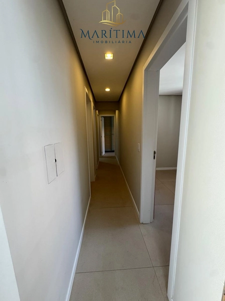 Casa com 04 dormitórios em imbé!: 34ª foto da galeria de imagens do imóvel