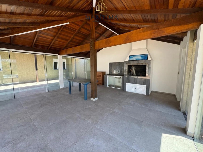 Casa com 04 dormitórios em imbé!: 18ª foto da galeria de imagens do imóvel