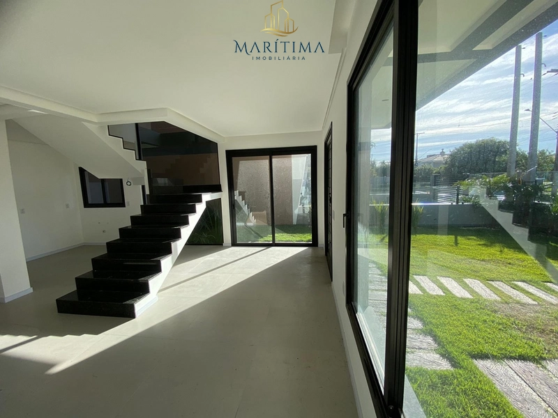 Excelente casa no Centro de Imbé!: 9ª foto da galeria de imagens do imóvel