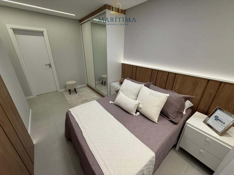Apartamento decorado, 2 dormitórios leste norte com terraço no Centro!: 20ª foto da galeria de imagens do imóvel