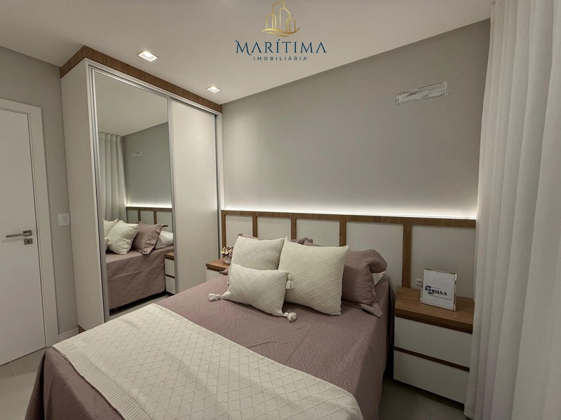 Apartamento decorado, 2 dormitórios leste norte com terraço no Centro!: 21ª foto da galeria de imagens do imóvel