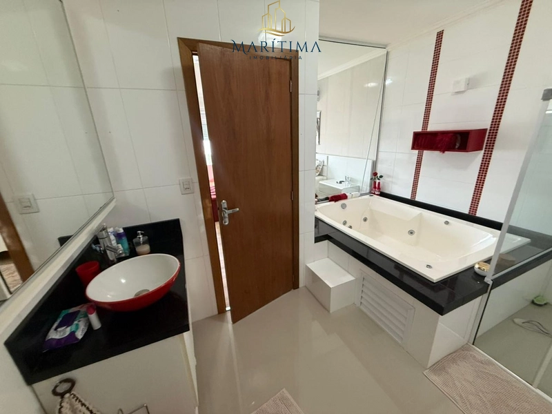 No Centro de Tramandaí – 3 Dorms, 2 Suítes, Piscina e Espaço Gourmet: 15ª foto da galeria de imagens do imóvel