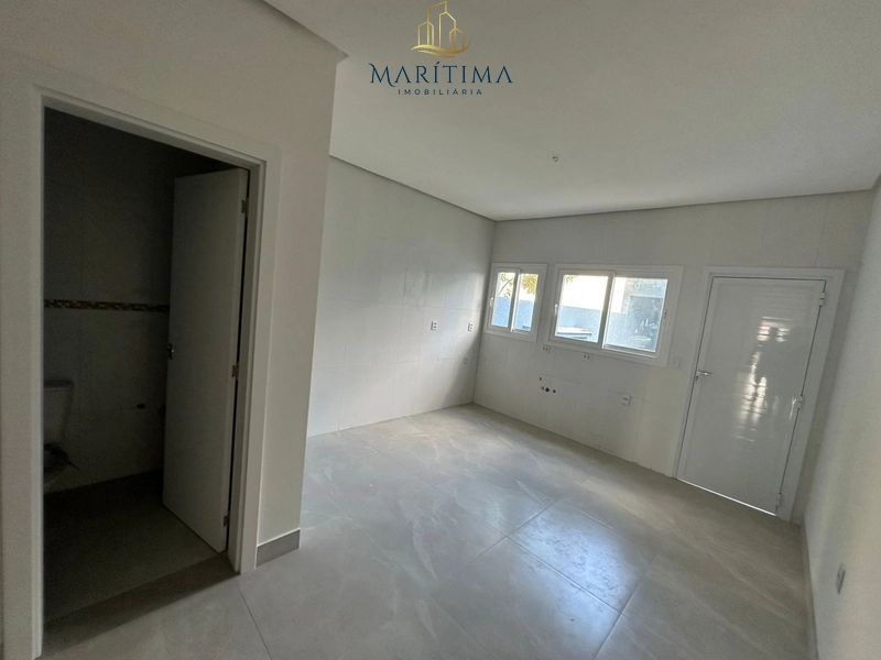 Sobrado com 04 dormitórios, a 500 metros do Mar!: 5ª foto da galeria de imagens do imóvel