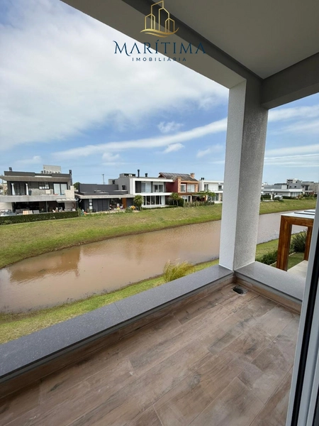 Sobrado à beira do lago – 5 suítes – Condomínio no litoral!: 15ª foto da galeria de imagens do imóvel