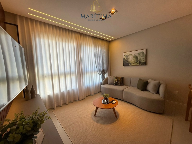 Apartamento Decorado de 2 Dormitórios com Suíte e Vaga de Garagem!