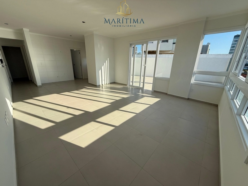 Apartamento com 03 suítes, vista para o rio e terraço amplo!: 3ª foto da galeria de imagens do imóvel