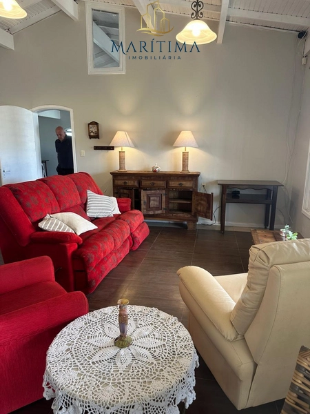 Casa de Esquina – 4 Dormitórios – ao lado do fórum, Tramandaí: 4ª foto da galeria de imagens do imóvel