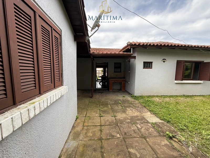 Ampla residência no Centro de Imbé: 19ª foto da galeria de imagens do imóvel