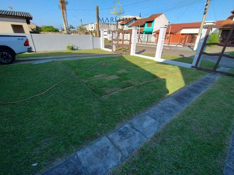 Ampla residência no Centro de Imbé: 3ª foto da galeria de imagens do imóvel