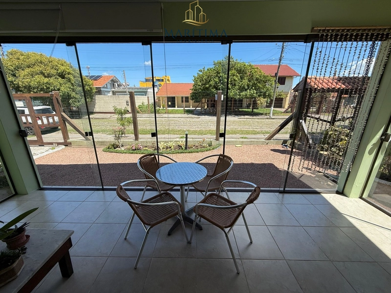 Casa a venda no Centro de Tramandaí, próxima ao mar: 7ª foto da galeria de imagens do imóvel