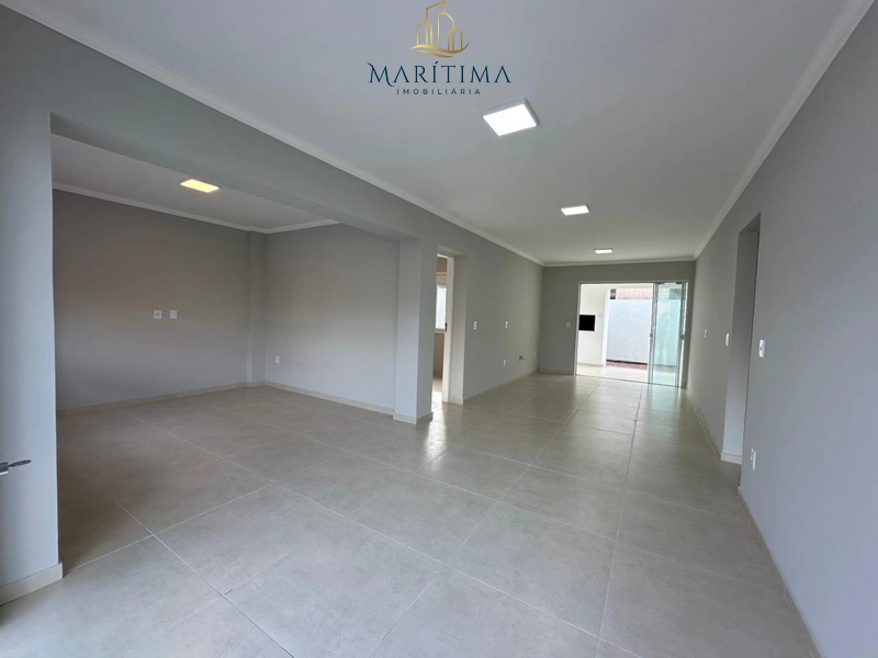 Casa térrea nova a 2 quadras do mar, em região central em Tramandaí!: 12ª foto da galeria de imagens do imóvel