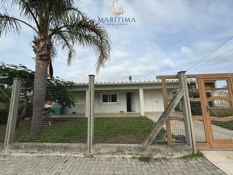 Excelente casa de 03 dormitórios em Tramandaí!: 2ª foto da galeria de imagens do imóvel