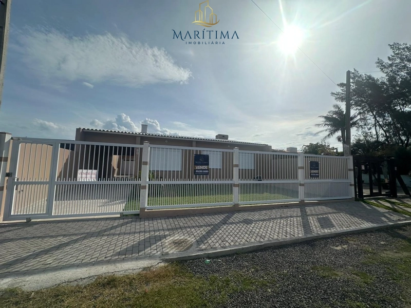 Casa térrea a uma quadra do mar no Centro de Tramandaí!: 2ª foto da galeria de imagens do imóvel