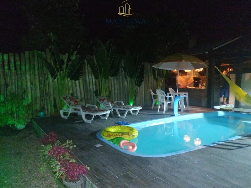 Casa a venda em Tramandaí, com 3 quartos e piscina, próxima ao mar!: 7ª foto da galeria de imagens do imóvel