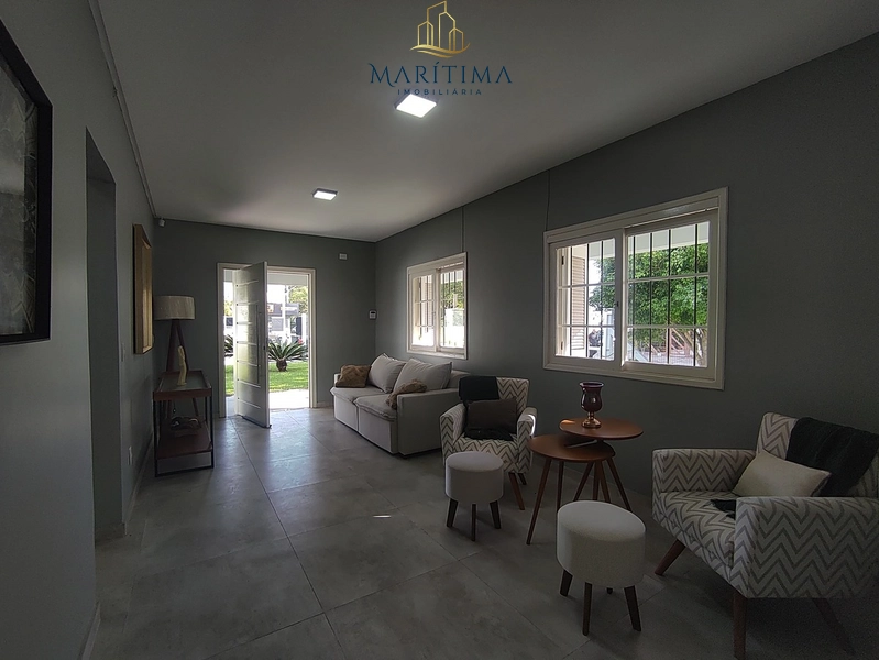 Linda Casa de Esquina à Venda em Tramandaí – Mobiliada: 5ª foto da galeria de imagens do imóvel