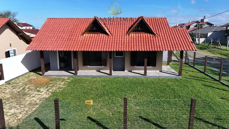 Casa à Venda em Nova Tramandaí – A 50 Metros da Beira-Mar: 3ª foto da galeria de imagens do imóvel