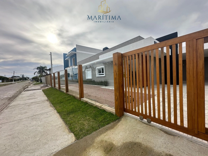 Casa térrea mobiliada a venda na praia de Imbé, Centro!: 3ª foto da galeria de imagens do imóvel