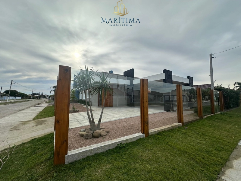 Casa térrea mobiliada a venda na praia de Imbé, Centro!: 2ª foto da galeria de imagens do imóvel