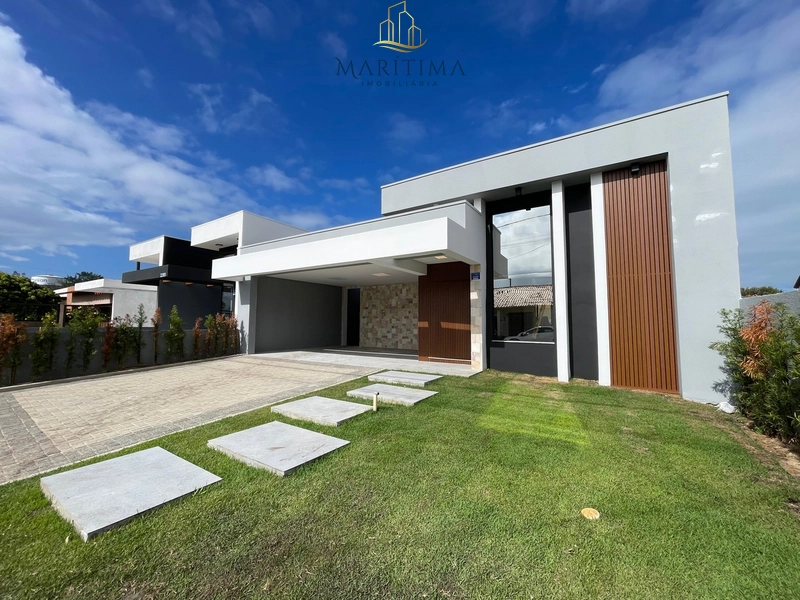 Casa térrea, nova, com piscina e a 500 metros da beira mar!: 3ª foto da galeria de imagens do imóvel