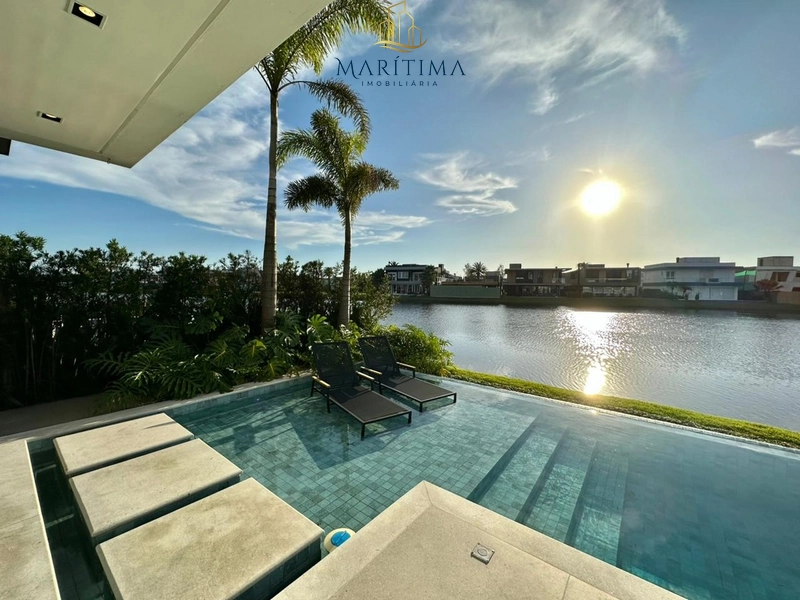 Mansão de 5 suites - beira lago: 8ª foto da galeria de imagens do imóvel