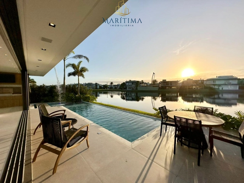 Mansão de 5 suites - beira lago: 57ª foto da galeria de imagens do imóvel