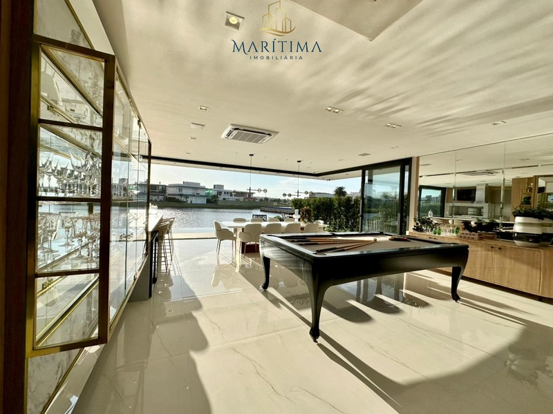 Mansão de 5 suites - beira lago: 16ª foto da galeria de imagens do imóvel