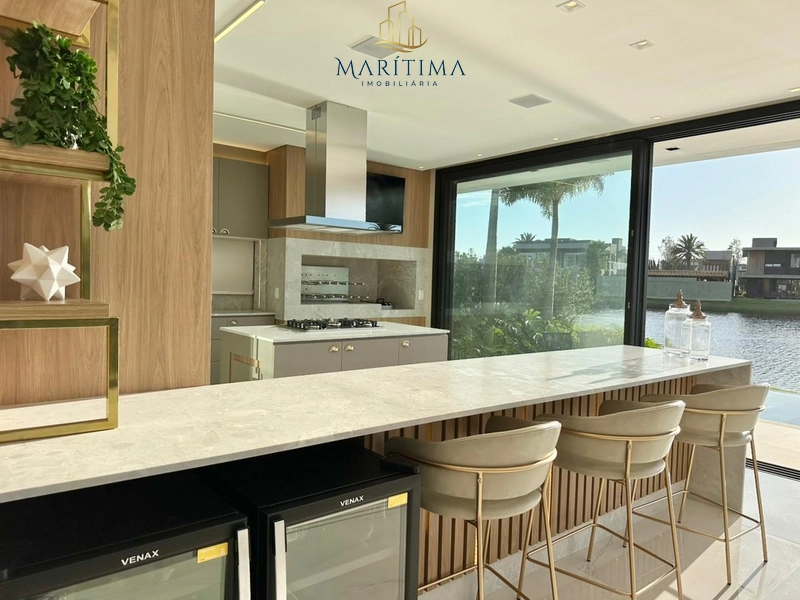 Mansão de 5 suites - beira lago: 18ª foto da galeria de imagens do imóvel