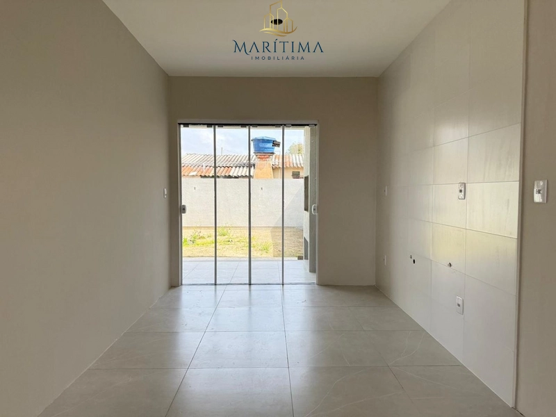 Casa nova a venda em Nova Tramandaí, com amplo pátio, próxima ao mar!: 6ª foto da galeria de imagens do imóvel