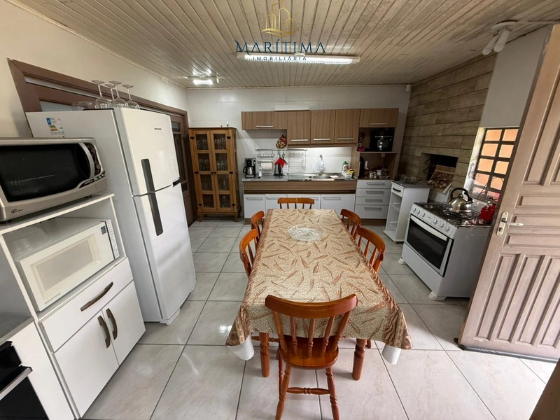 Casa a 800 metros do mar na praia de Imbé/RS.: 7ª foto da galeria de imagens do imóvel