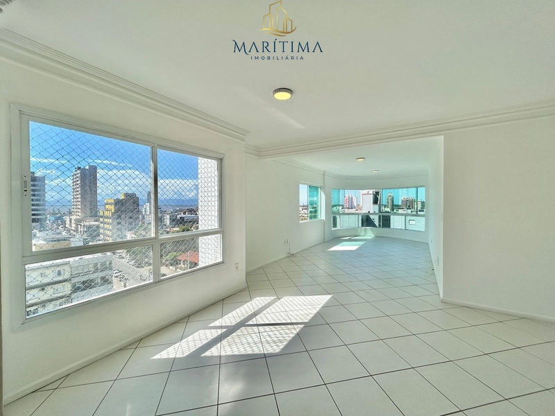 Apartamento com 03 dormitórios, no Centro de Tramandaí!!: 1ª foto da galeria de imagens do imóvel