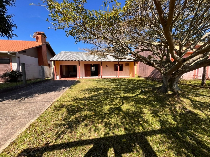 Casa a venda em Nova Tramandaí a 800 metros do mar!: 1ª foto da galeria de imagens do imóvel