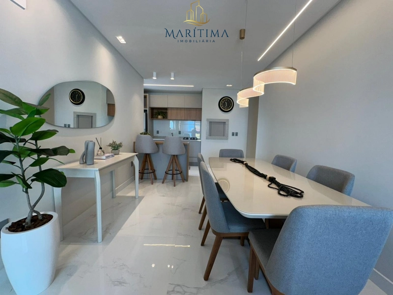 Luxuoso apartamento decorado com duas suítes: 8ª foto da galeria de imagens do imóvel