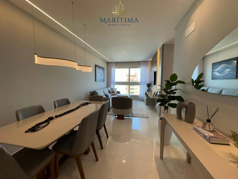 Luxuoso apartamento decorado com duas suítes: 2ª foto da galeria de imagens do imóvel