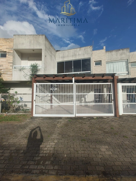 Casa a venda a 1 quadra do mar em Tramandaí!: 2ª foto da galeria de imagens do imóvel