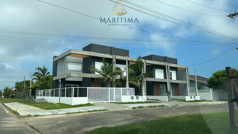 Excelente sobrado com 03 suítes em Imbé!!!: 2ª foto da galeria de imagens do imóvel