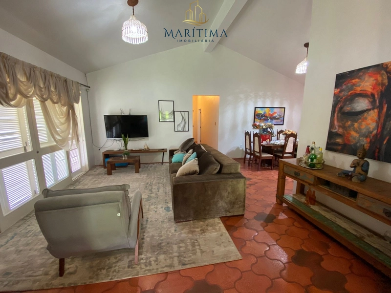 Casa de esquina com 04 dormitórios!: 9ª foto da galeria de imagens do imóvel