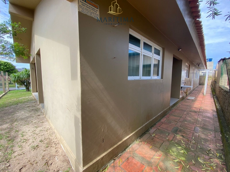 Casa de esquina com 04 dormitórios!: 5ª foto da galeria de imagens do imóvel