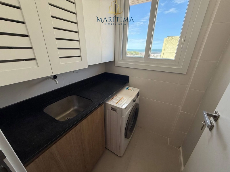 Apartamento decorado frente leste com vista mar!: 7ª foto da galeria de imagens do imóvel