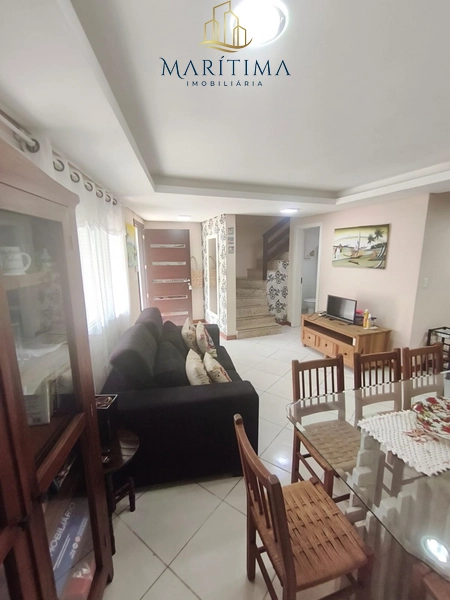 Sobrado 3 dormitórios com suite, pé na areia: 8ª foto da galeria de imagens do imóvel