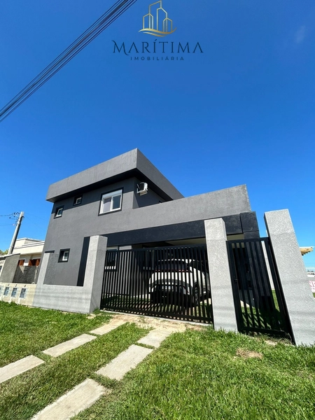 Casa mobiliada no Centro de Imbé!