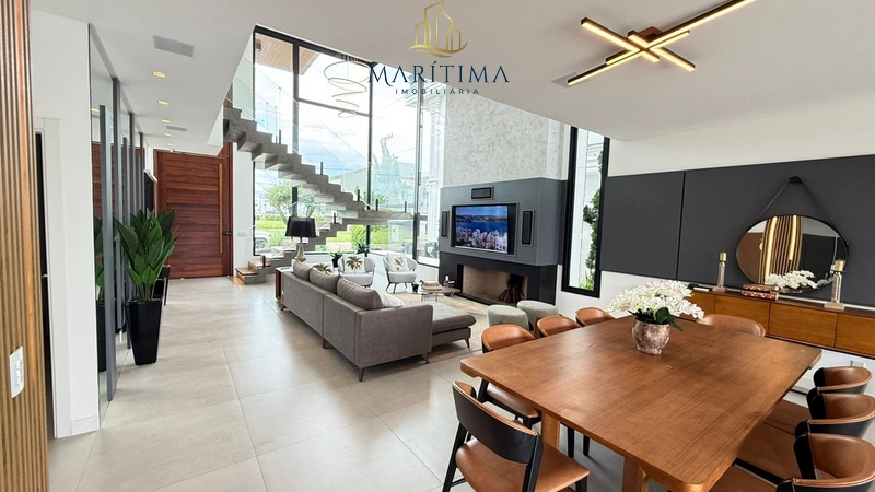 Sobrado com 05 suítes, em condomínio fechado!: 5ª foto da galeria de imagens do imóvel